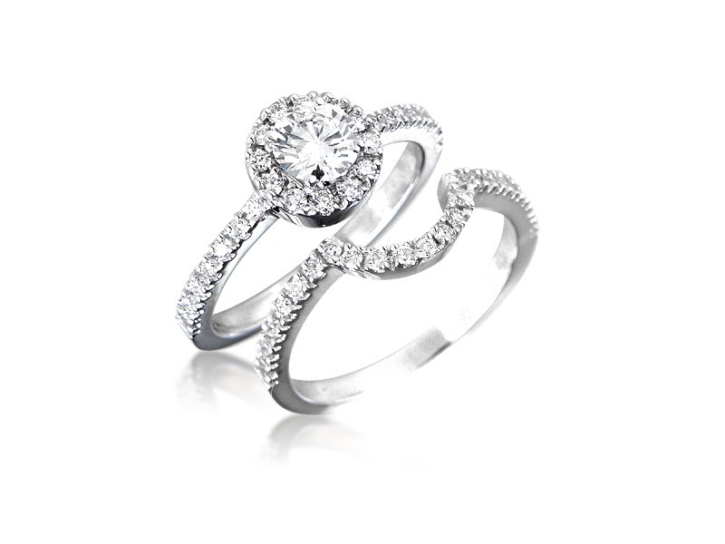 18ct White Gold 0.95ct Diamonds Bridal Set