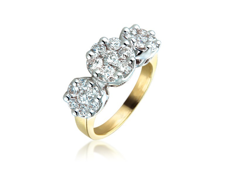 18ct Yellow & White Gold ring with 1.50ct Diamonds in white gold mount.