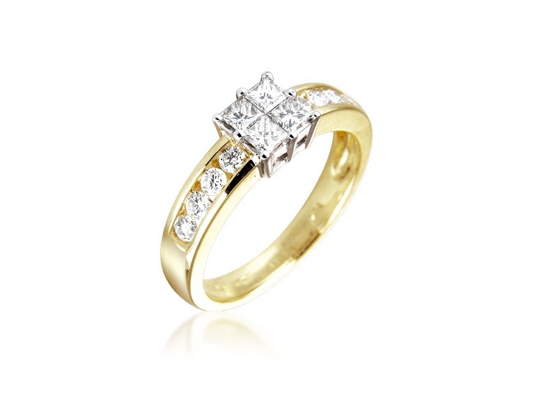 18ct Yellow & White Gold ring with 0.75ct Diamonds in white gold mount.