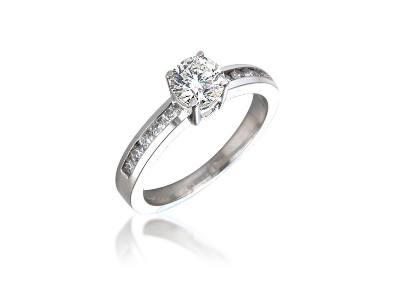 18ct White Gold 0.75ct Diamond Solitaire Engagement Ring