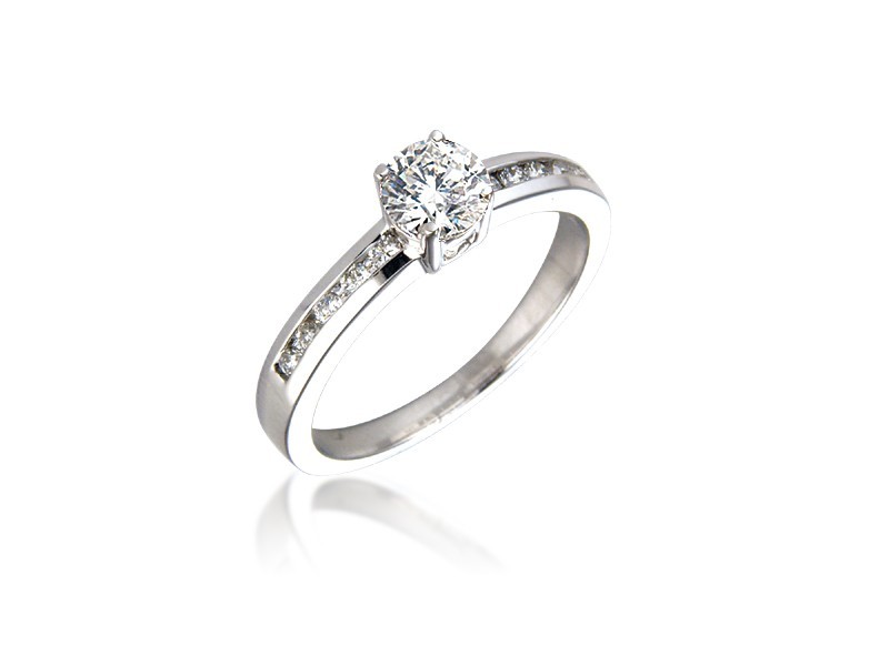 18ct White Gold 0.60ct Diamond Solitaire Engagement Ring