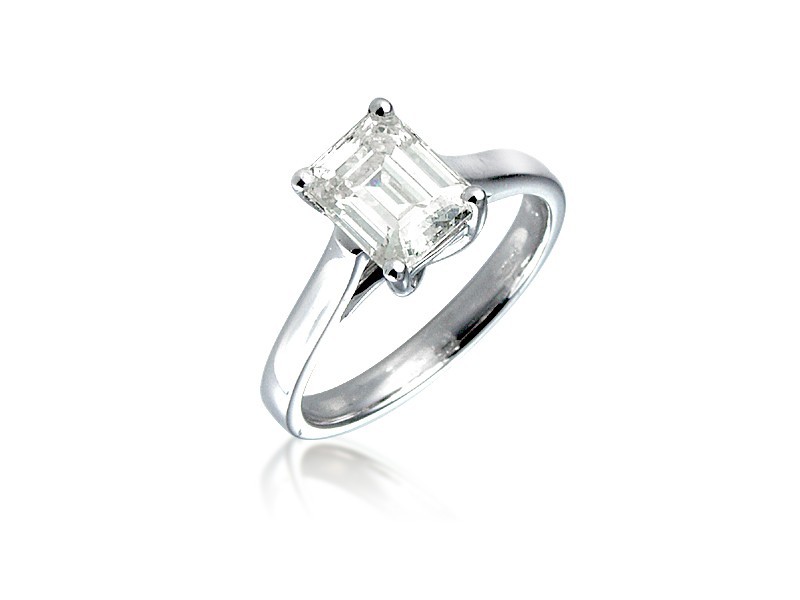 18ct White Gold 2.00ct Diamond Solitaire Engagement Ring