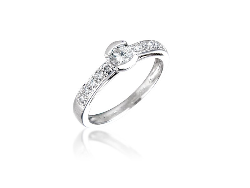 18ct White Gold 0.30ct Diamond Solitaire Engagement Ring