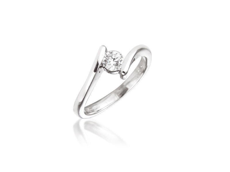 18ct White Gold 0.25ct Diamond Solitaire Engagement Ring