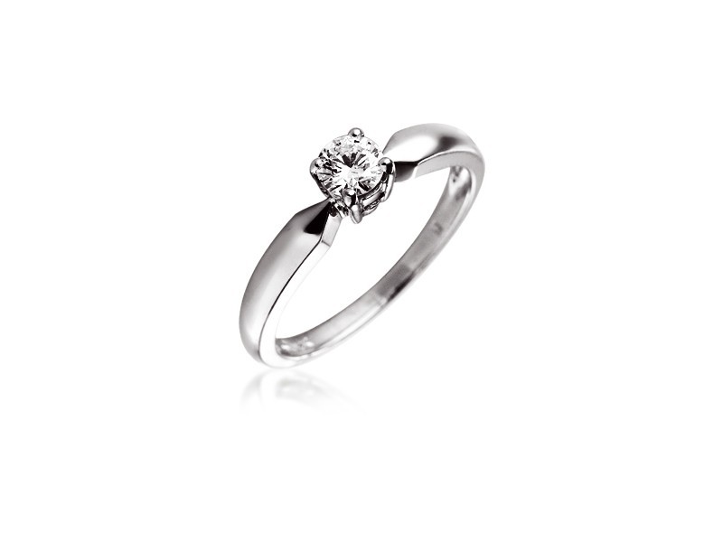 18ct White Gold 0.25ct Diamond Solitaire Engagement Ring