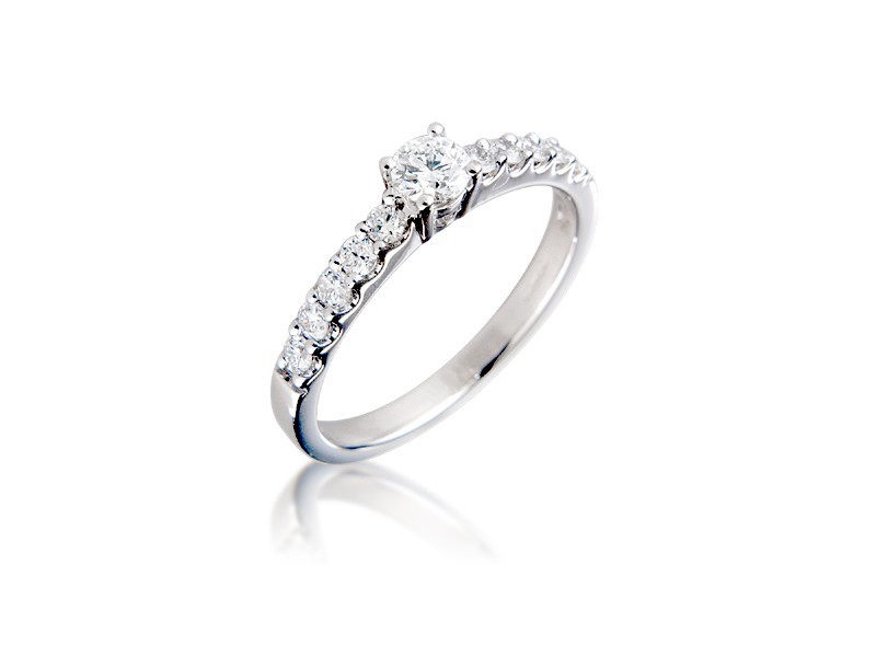 18ct White Gold 0.55ct Diamond Solitaire Engagement Ring