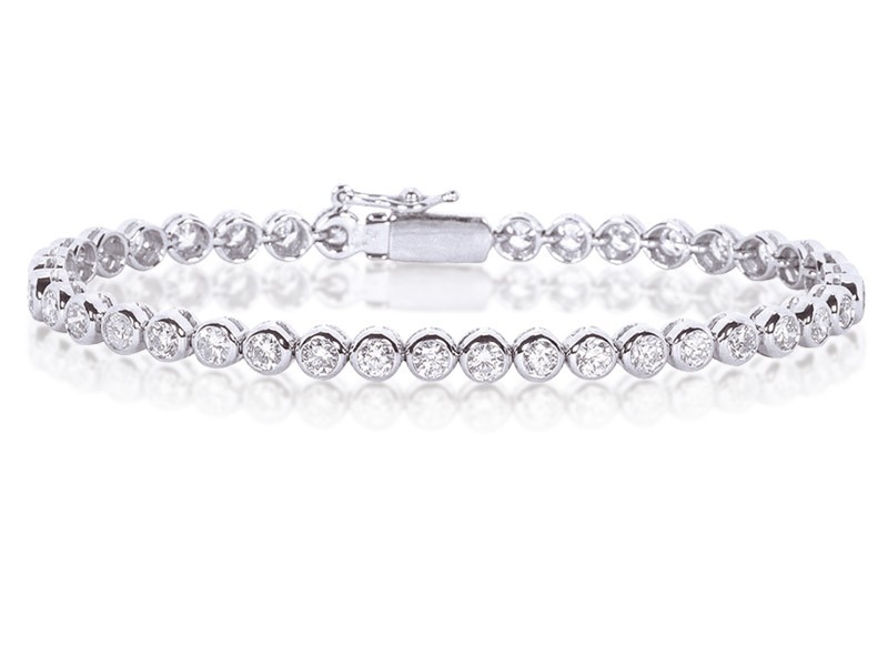 18ct White Gold & 4.00ct Diamonds Bracelet