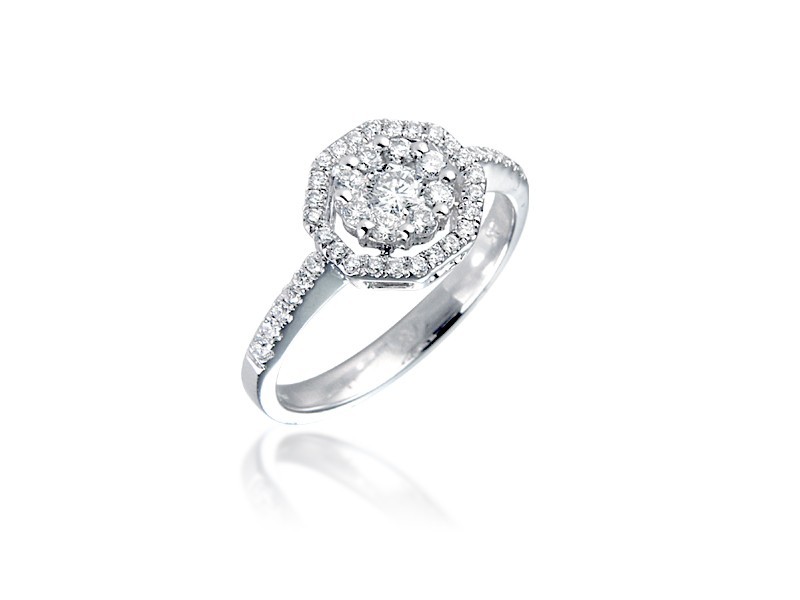 18ct White Gold ring with 0.50ct Diamonds