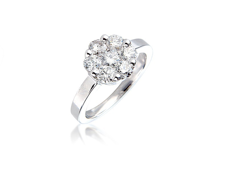 18ct White Gold ring with 1.00ct Diamonds. 