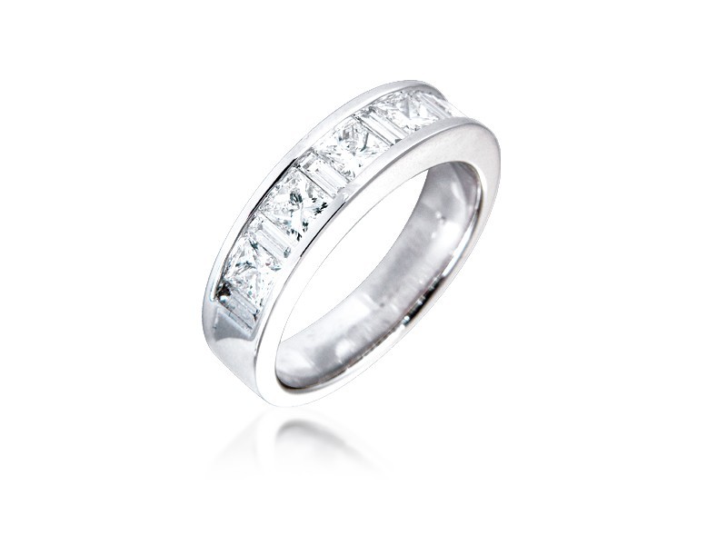 18ct White Gold Eternity Ring with 1.50ct Diamonds.