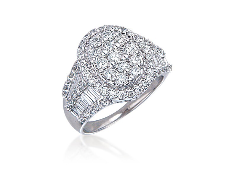 18ct White Gold Mens Ring  with 1.85ct Diamonds. 