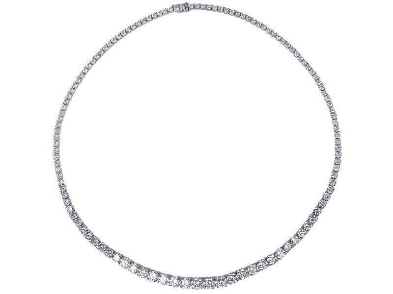 18ct White Gold & 3.85ct Diamonds Necklace