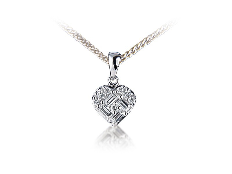 18ct White Gold Pendant with 0.20ct Diamonds. 