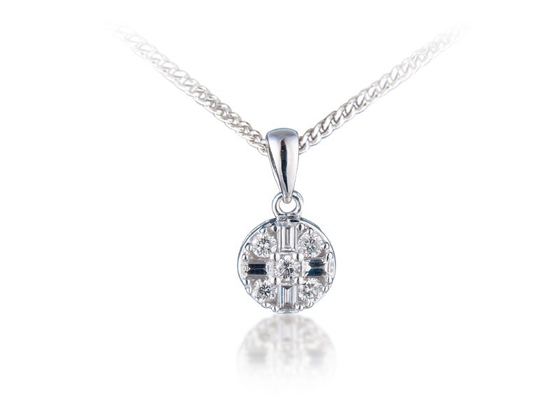 18ct White Gold Pendant with 0.25ct Diamonds. 