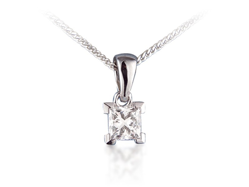 18ct White Gold Pendant with 1.00ct Princess Cut Diamond. 