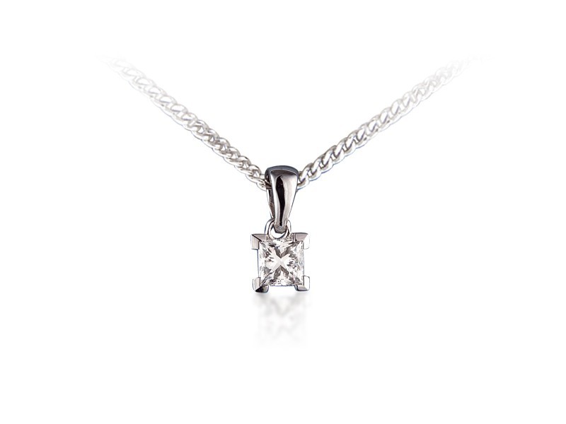 18ct White Gold Pendant with Princess Cut 0.25ct Diamond. 