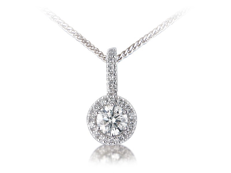 18ct White Gold Pendant with 0.80ct Diamonds. 