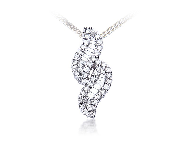 18ct White Gold Pendant with 0.80ct Diamonds. 