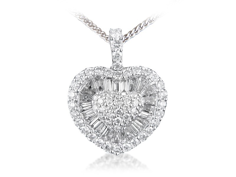 18ct White Gold Pendant with 1.60ct Diamonds.