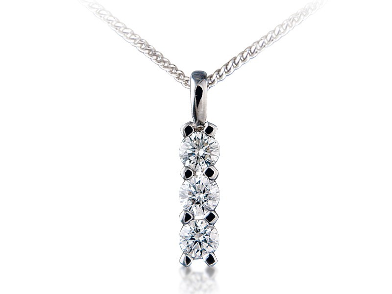 18ct White Gold Pendant with 3 brilliant Cut Diamonds. 0.80ct  