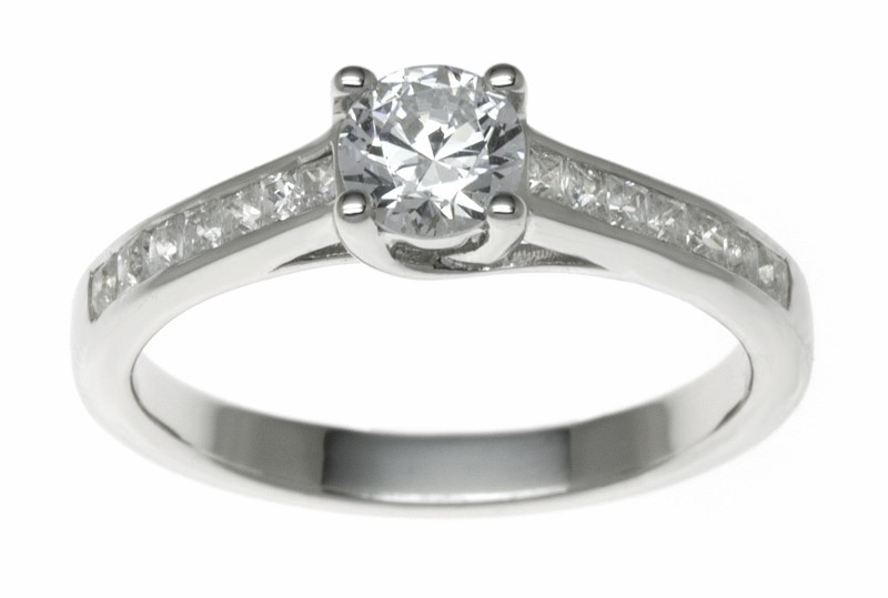 18ct White Gold 1.32ct Diamonds Solitaire Engagement Ring