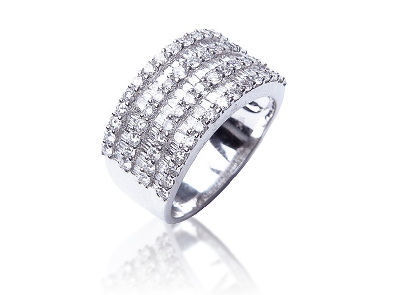 18ct White Gold & 2.25ct Diamonds Wedding Ring