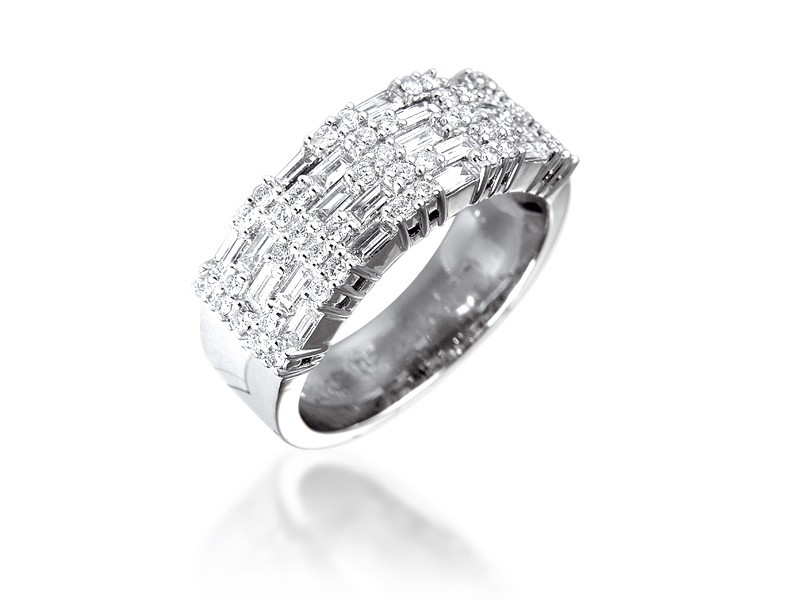 18ct White Gold & 0.95ct Diamonds Wedding Ring