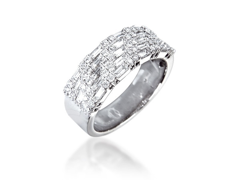 18ct White Gold & 1.05ct Diamonds Wedding Ring