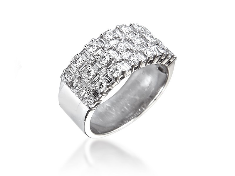 18ct White Gold & 1.50ct Diamonds Wedding Ring 