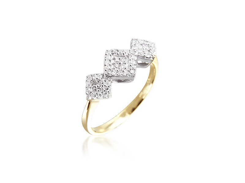 9ct Yellow & White Gold ring with 0.20ct Diamonds in white gold mount. 