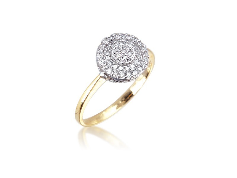 9ct Yellow & White Gold ring with 0.20ct Diamonds in white gold mount. 