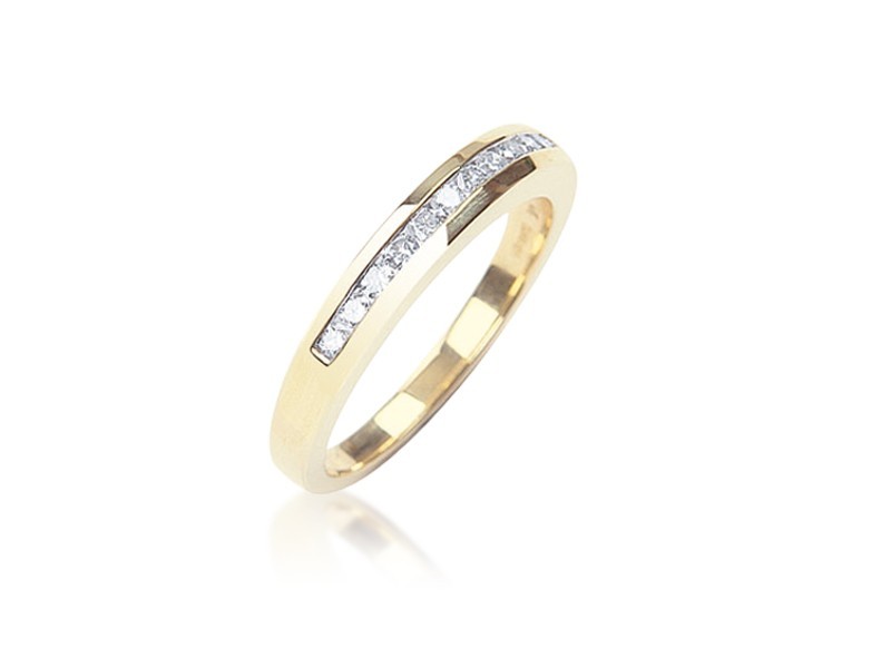 9ct Yellow Gold Eternity Ring with 0.25ct Diamonds.