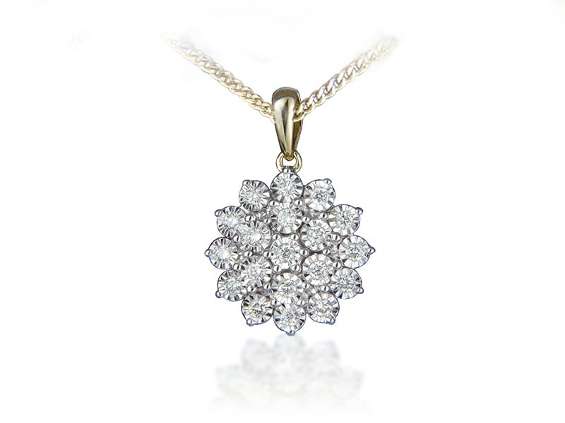 9ct Yellow Gold Pendant with 0.25ct Diamonds.