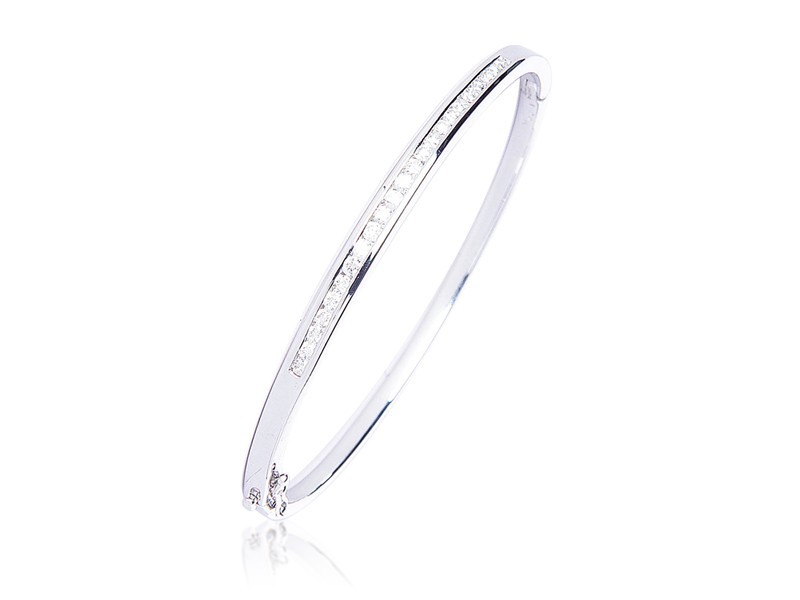 9ct White Gold & 0.50ct Diamonds Bangle