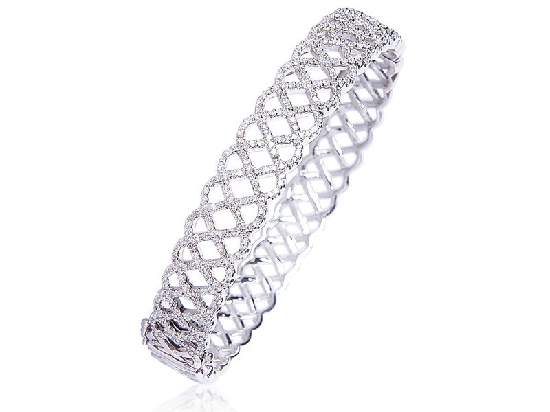 9ct White Gold & 1.35ct Diamonds Bangle