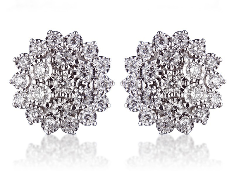 9ct White Gold 3.00ct Diamond Stud Earrings