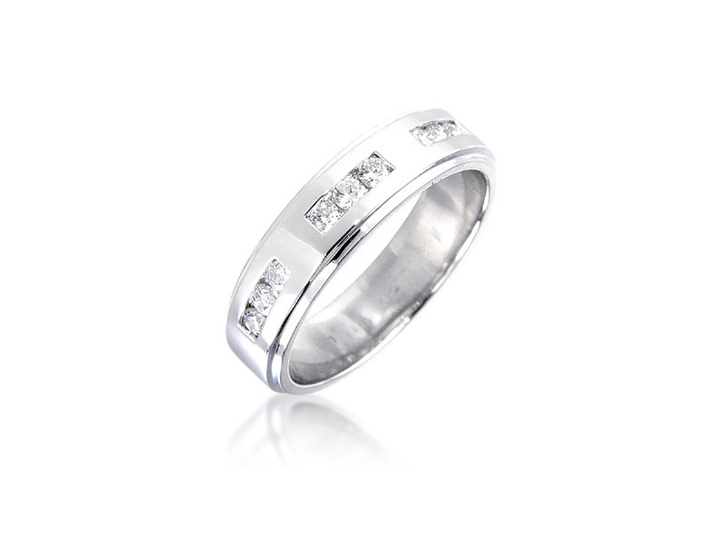 9ct White Gold & 0.25ct Diamonds 5mm Wedding Ring