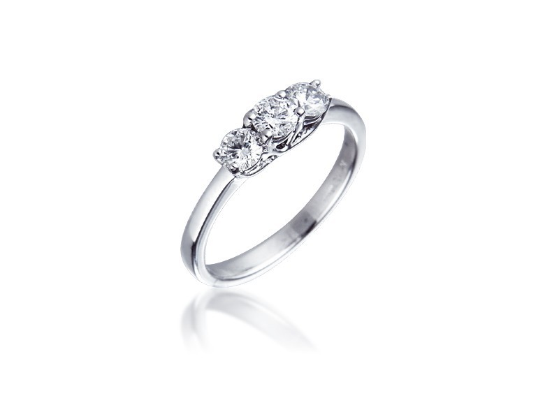 3 stone Platinum ring with 0.50ct Diamonds.