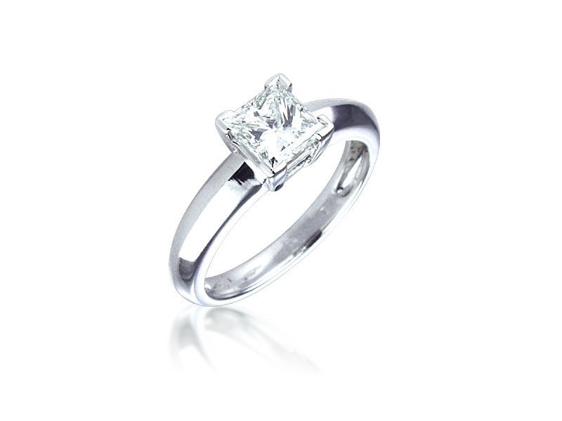 Platinum 1.00ct Diamond Solitaire Engagement Ring