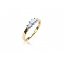 3 stone 18ct Yellow & White Gold ring with 0.25ct Diamonds in white gold mount.