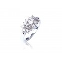 18ct White Gold ring with 1.00ct Diamonds.