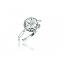 18ct White Gold ring with 0.75ct Diamonds.