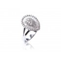 18ct White Gold ring with 0.85ct Diamonds. 