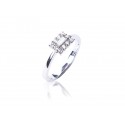 18ct White Gold ring with 0.30ct Diamonds. 