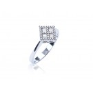18ct White Gold ring with 0.25ct Diamonds