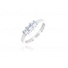 3 stone 18ct White Gold ring with 0.50ct Diamonds. 
