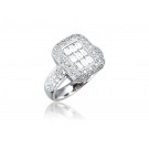 18ct White Gold ring with 1.10ct Diamonds.